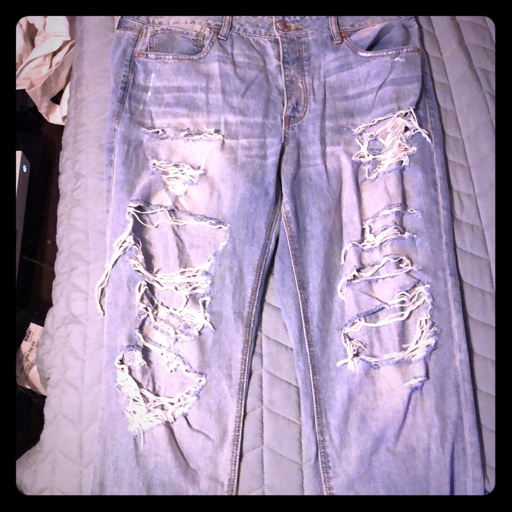 American eagle Tomgirl jeans